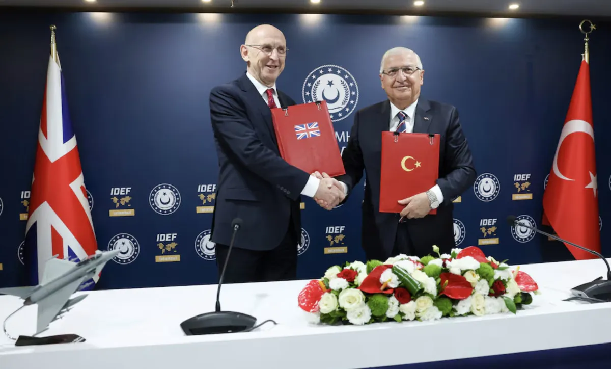 Türkiye, savunma alanında tarihi bir adım atarak Eurofighter Typhoon savaş